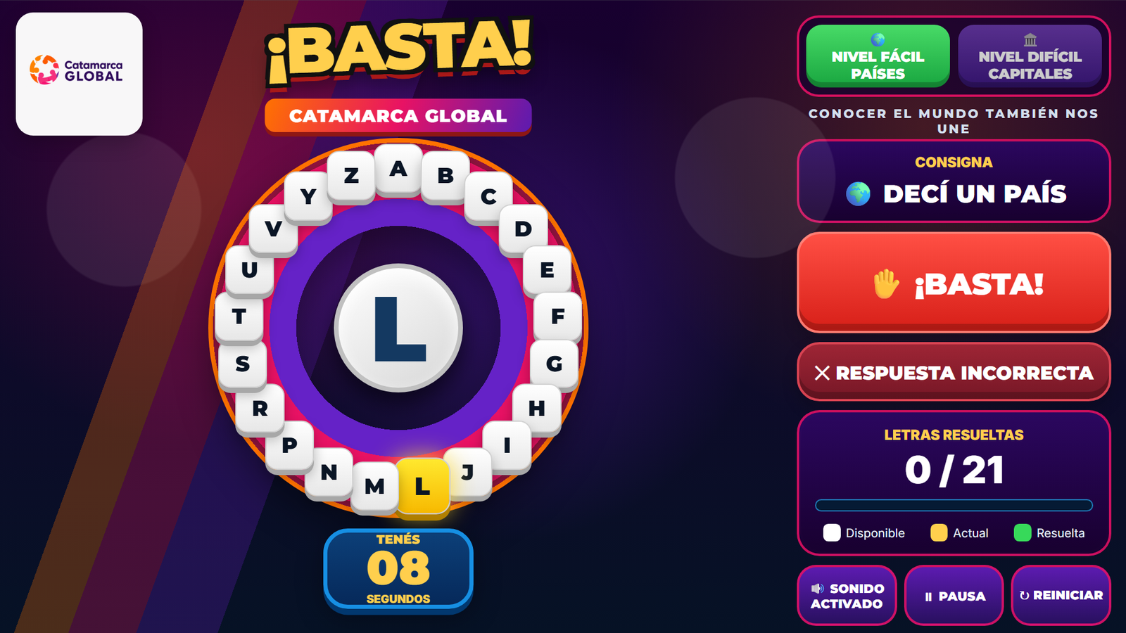 Captura del juego Basta Global con ruleta de letras, timer y controles de países y capitales.